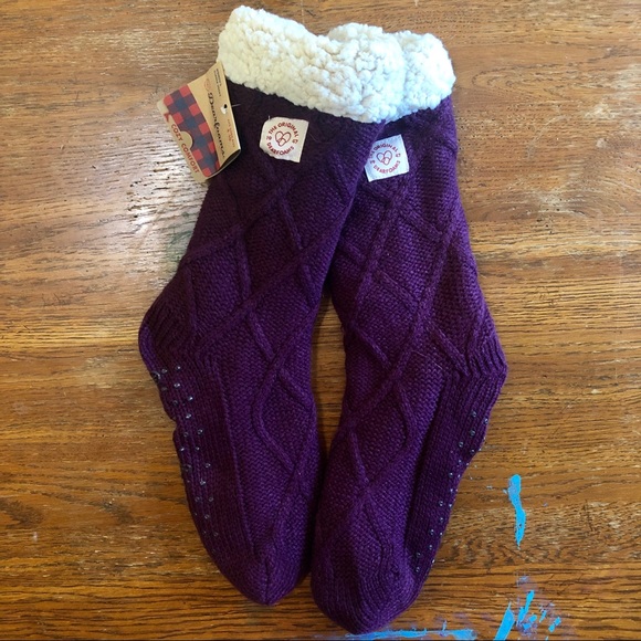dearfoams Accessories - Brand new Dearfoams slipper socks